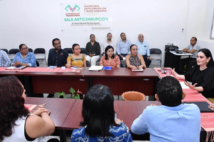 Secretaría Anticorrupción fortalece el trabajo institucional con la Subsecretaría Jurídica